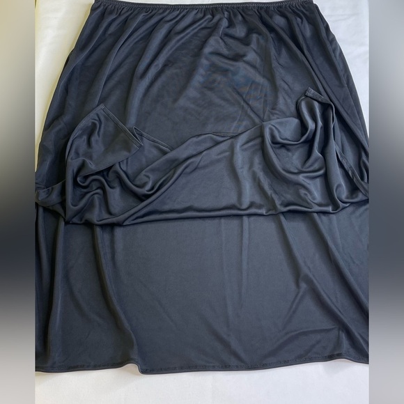 Vassarette Black Half Slip Double Side Slits Size Large - Picture 5 of 7